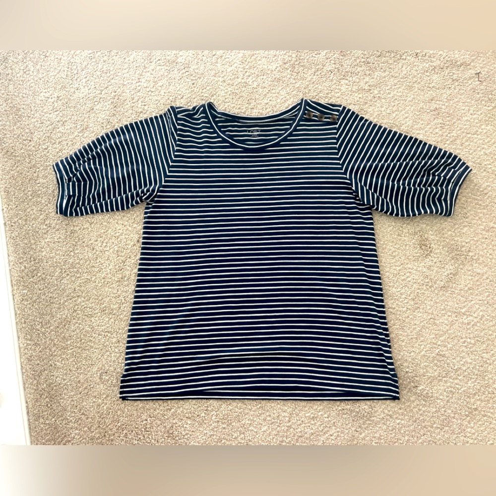 Loft Outlet navy and white stripe puff sleeve top size Medium